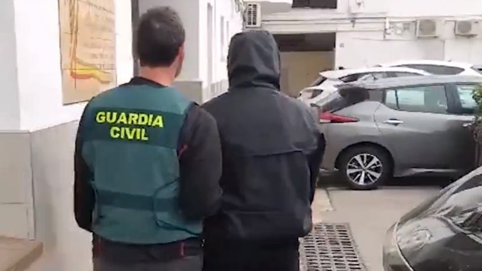 WhatsApp scam: More than 100 arrested in Spain for son in trouble fraud