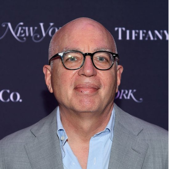 Wolff ha sido acusado en varias ocasiones de manipular los hechos para los libros que publica. Wolff