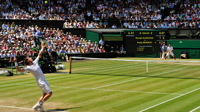 Andy Murray serving in the 2013 men's Wimbledon final