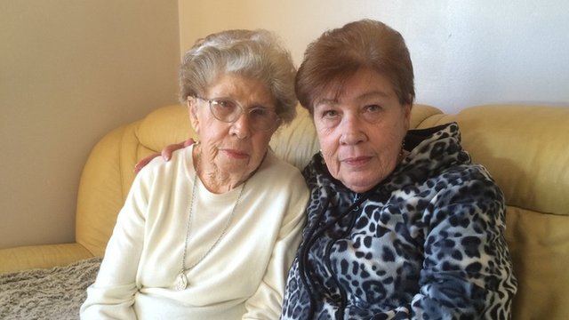 Myrtle Cothill (left) and Mary Wills