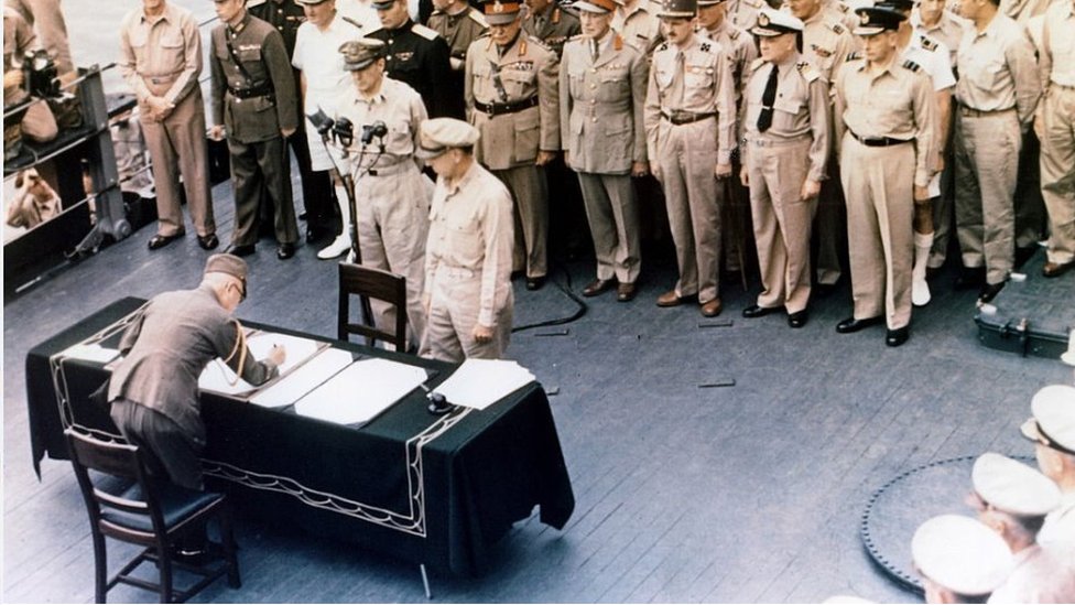 日本簽署無條件投降書