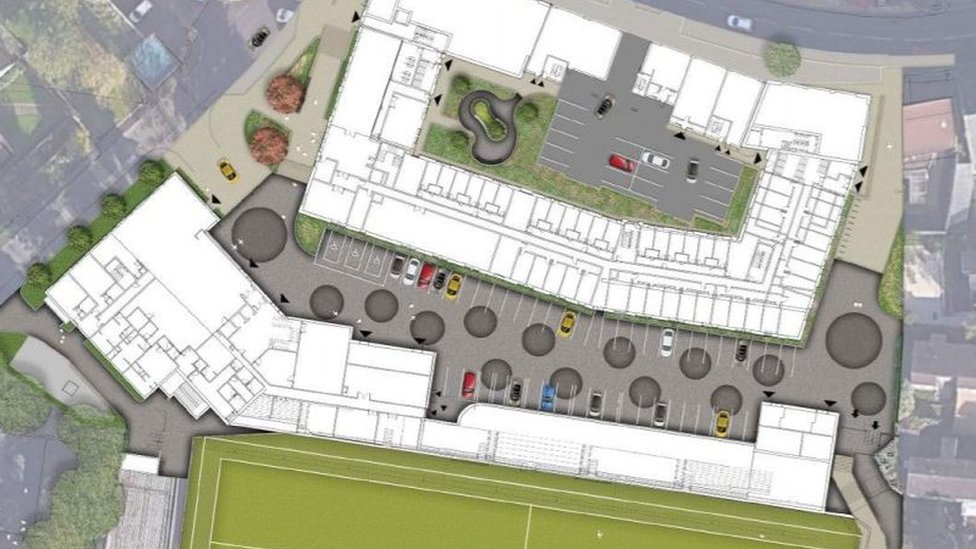 Планы включают новую трибуну, общественный центр, тренажерный зал и всепогодное поле, которое может использовать сообщество, а также обновление до Twerton High Street