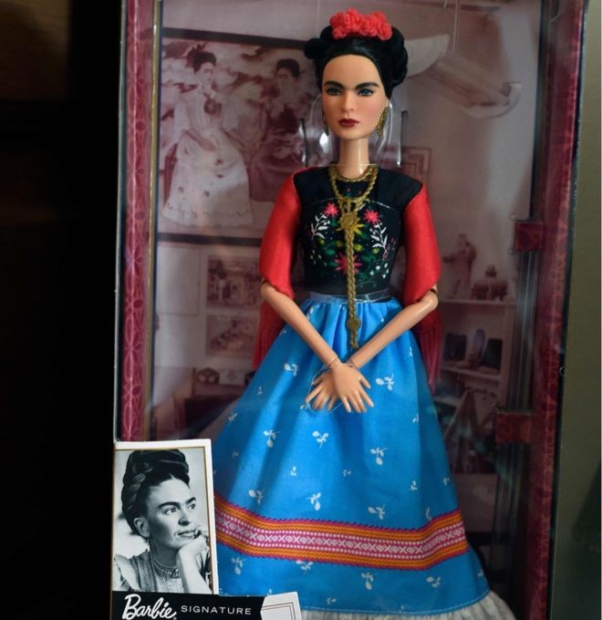 Boneka Barbie Frida Kahlo