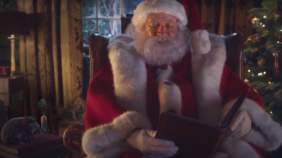 Сцена из рождественской рекламы Aldi 2020 года