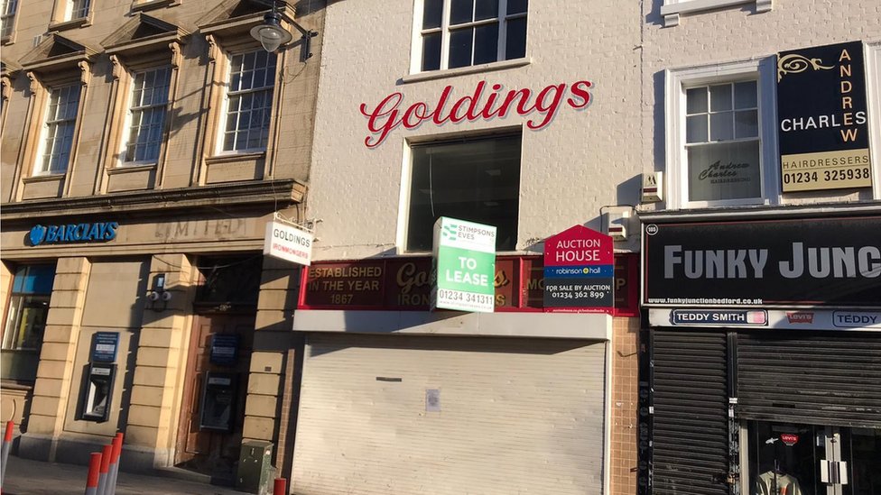 Где Goldings, независимые продавцы скобяных изделий, закрытые в прошлом году, раньше находились в Бедфорде
