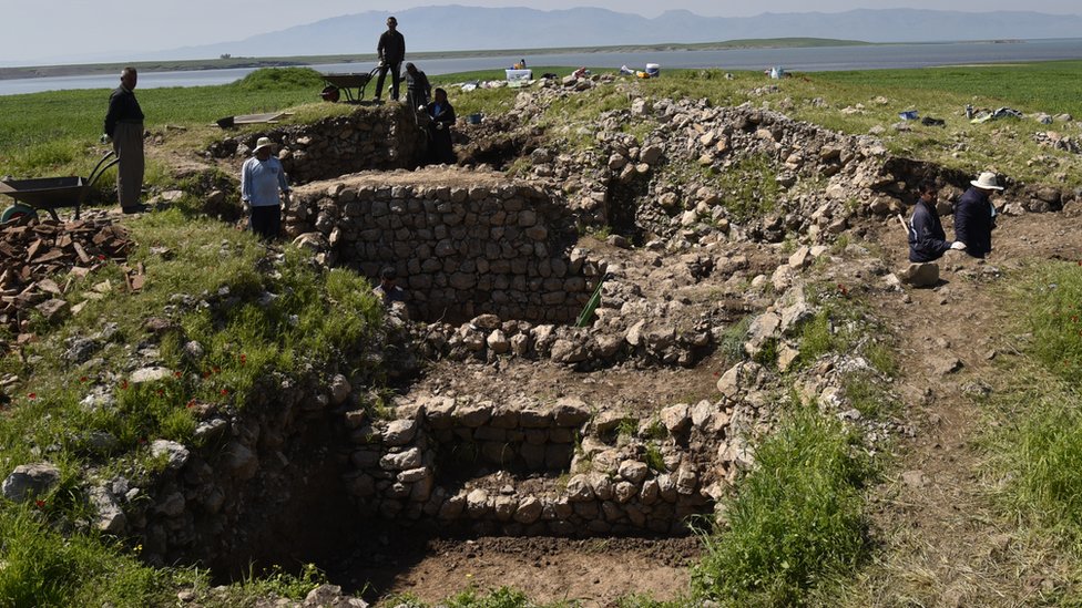 Стены обнаружены в Калатга-Дарбанд