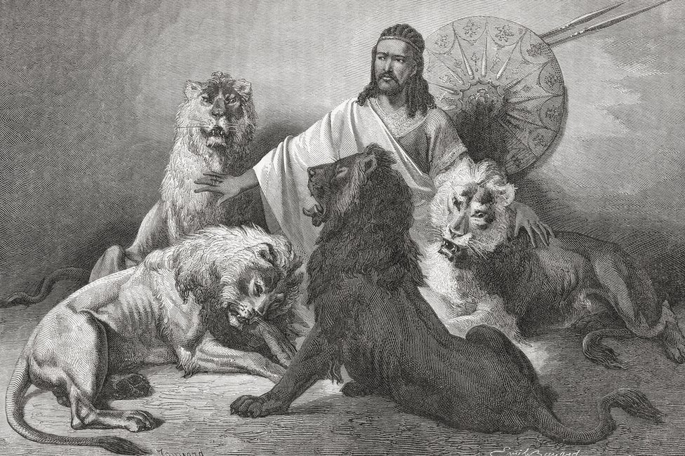 Теодрос II, император Эфиопии, сидит в окружении львов. Взято из журнала El Mundo En La Mano, опубликованного в 1875 году.