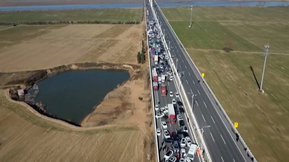 Fatal car crash involving over 200 vehicles in China