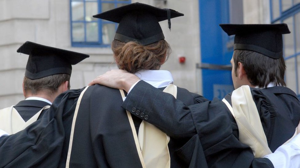 World's top graduates get new UK visa option