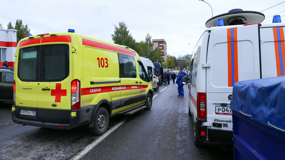 Стрельба в школе Ижевска: девять человек погибли, около 20 ранены