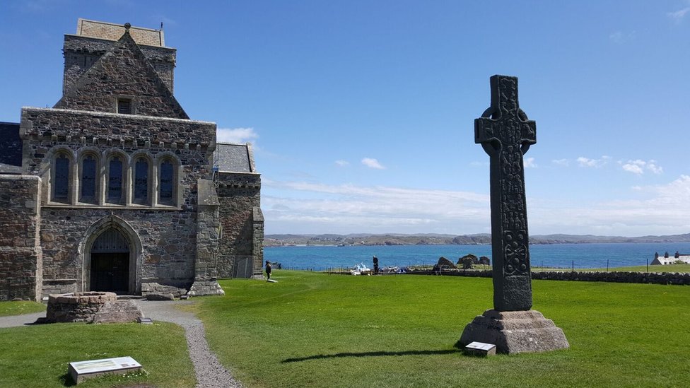 iona