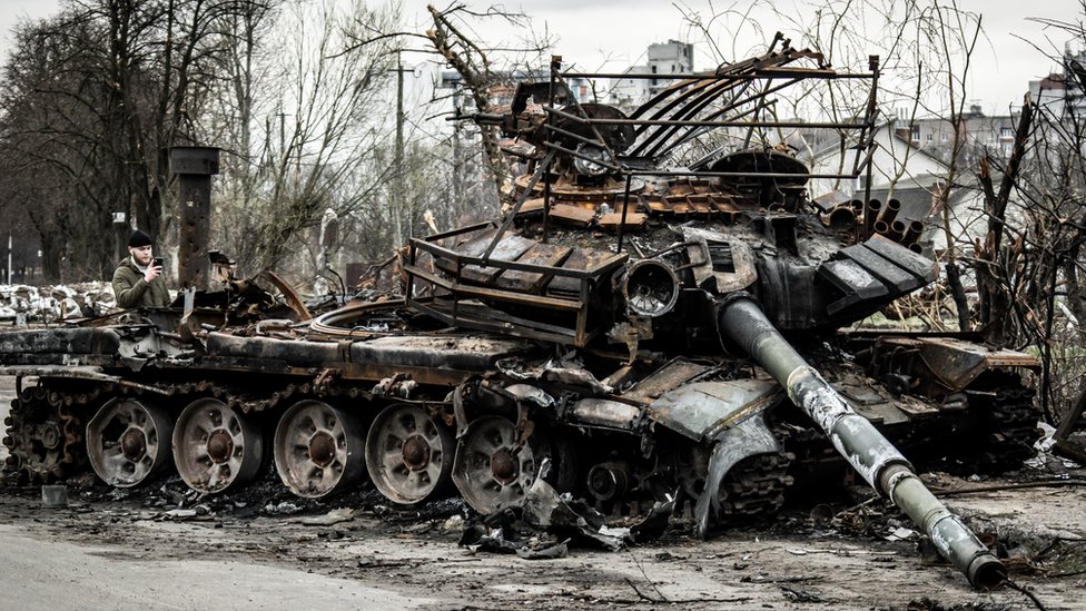 俄羅斯坦克在基輔附近被摧毀