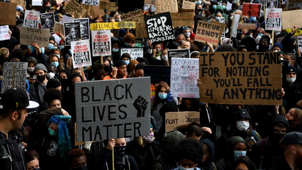 Демонстранты Black Lives Matter в Лондоне