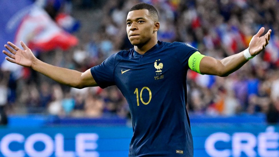 France 1-0 Greece: Kylian Mbappe scores only goal as French maintain perfect Euro 2024 qua...