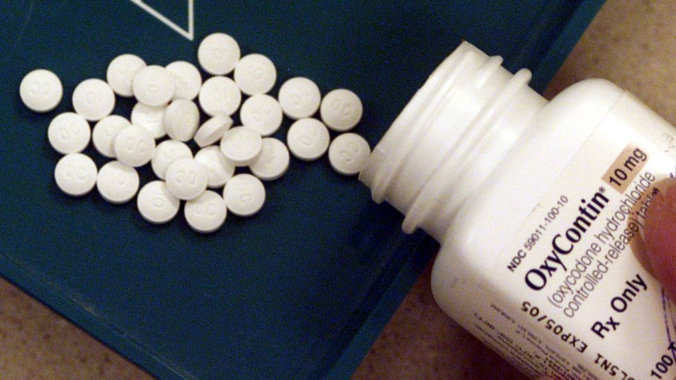 Decenas de miles de personas sufren cada año sobredosis por opioides en EE.UU.