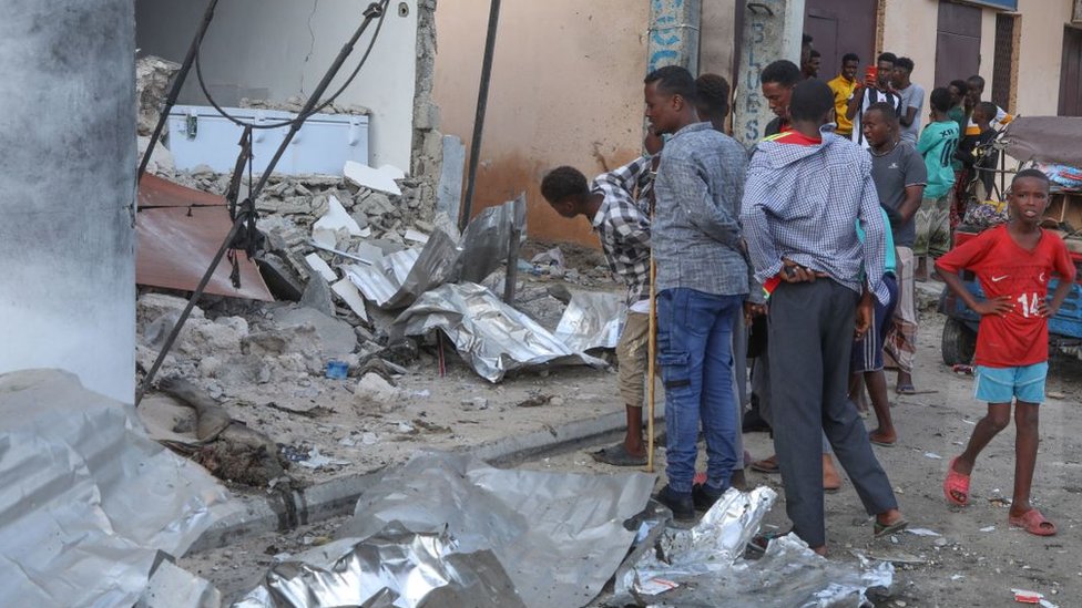 Pearl Beach hotel: Islamists kill nine in Somalia attack