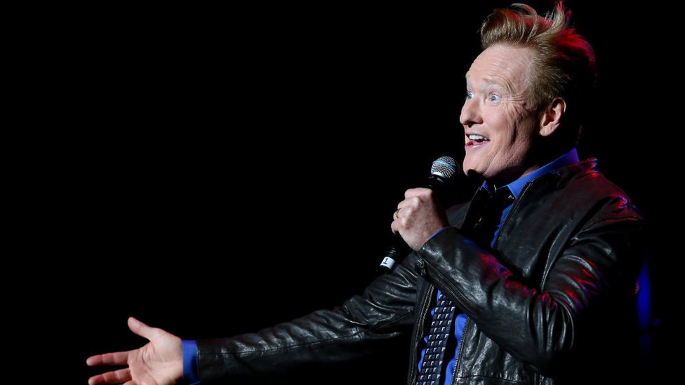 Conan O'Brien US talkshow host settles joketheft suit BBC News
