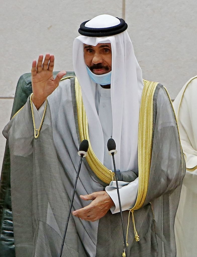 الشيخ نواف لدى وصوله لافتتاح الدورة الخامسة لمجلس الأمة في 20 أكتوبر/تشرين الثاني 2020