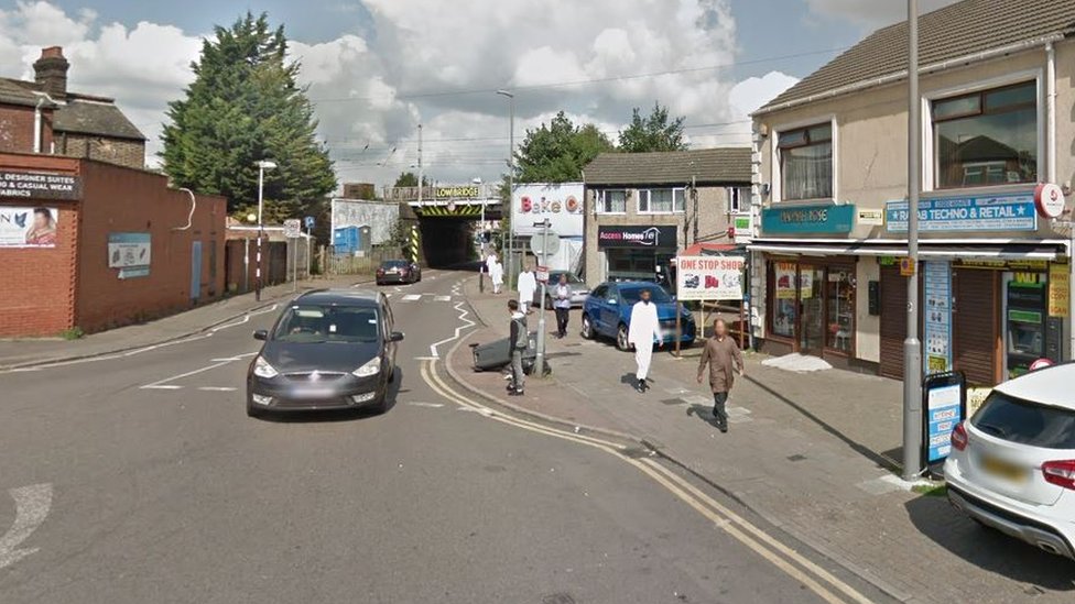 Luton police pursuit hitandrun Man arrested BBC News