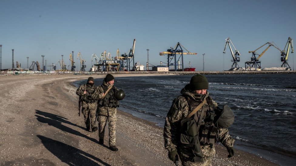 Soldados de la Fuerza de Seguridad Fronteriza de Ucrania en Mariupol.