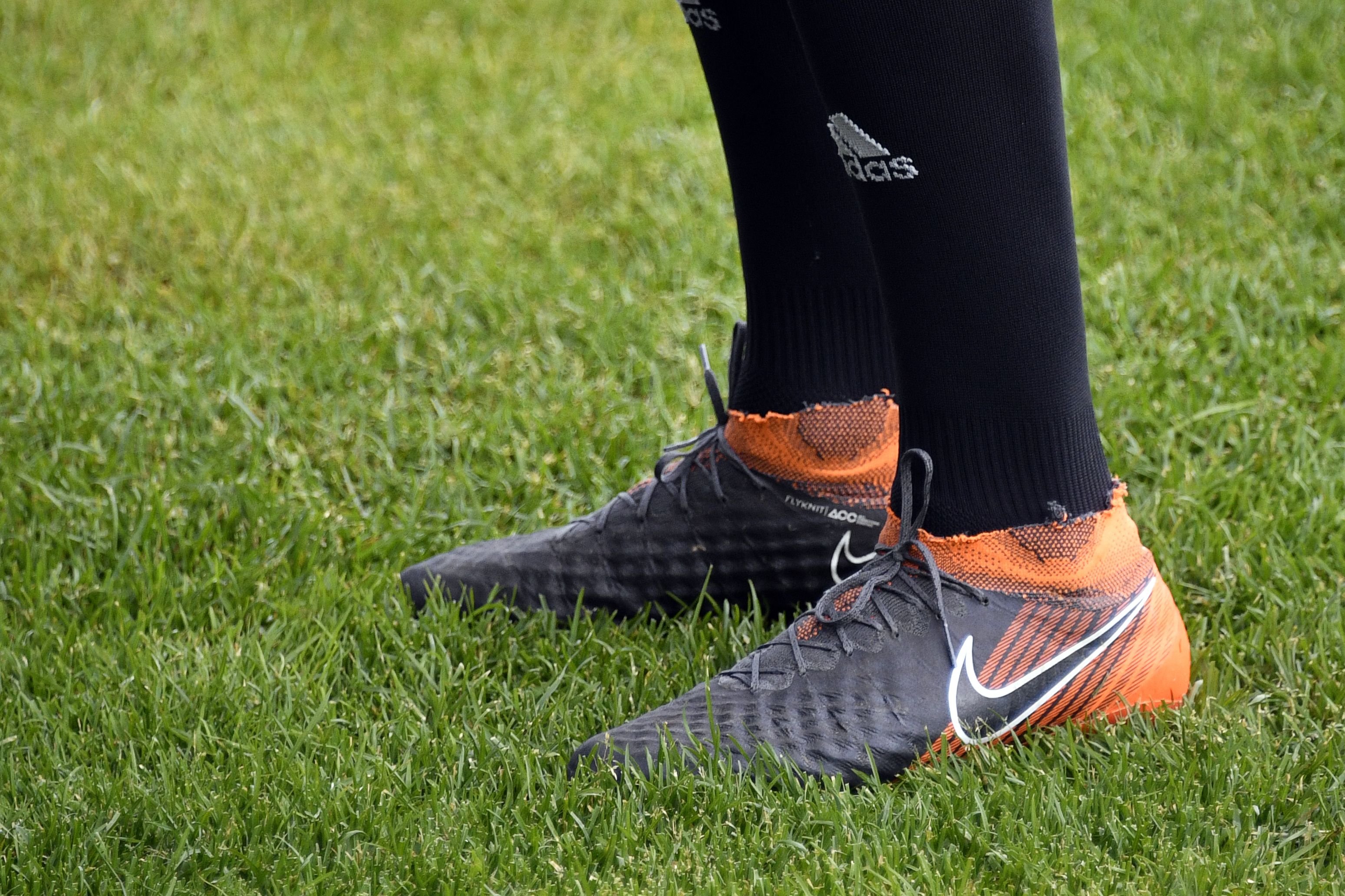 World Cup: Nike boots barred for Iran 