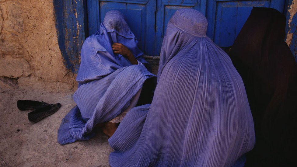 1996'da Afgan kadınlar