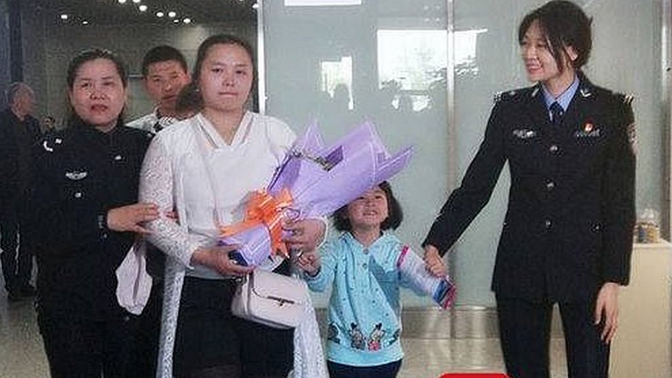 Kang Ying y su hija