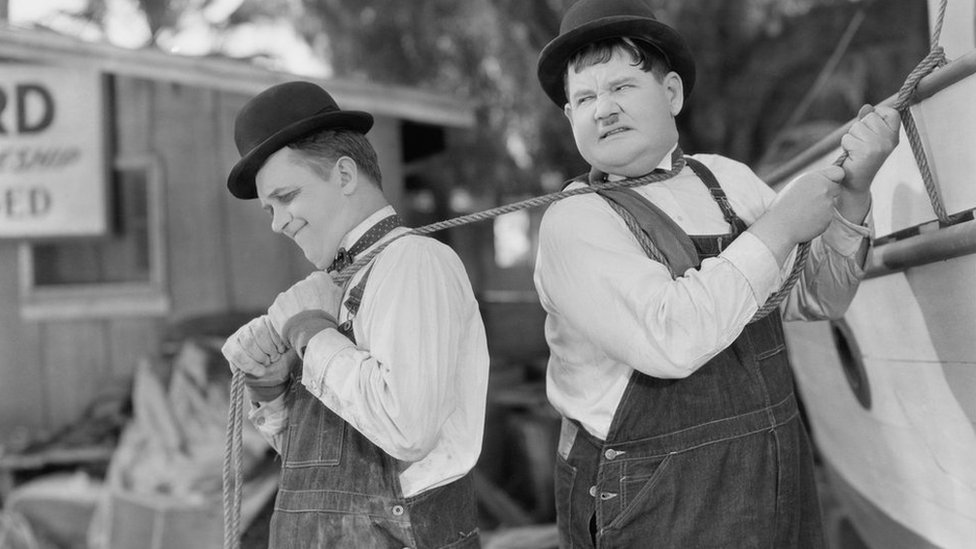 laurel and hardy movies pianno up stairs