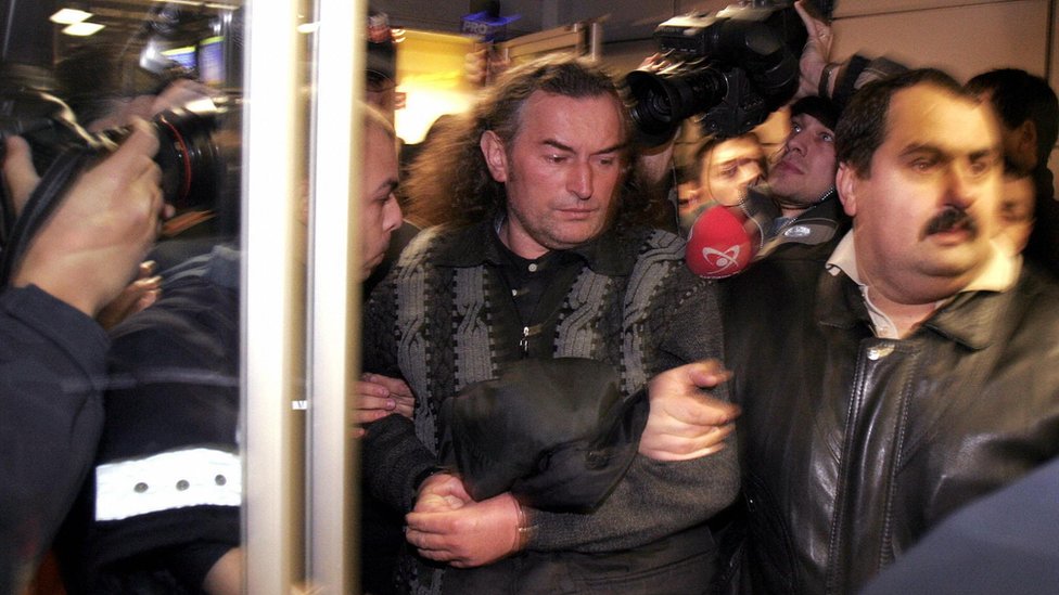 Мирон Козма арестован в 2004 году за его роль в свержении правительства в 1991 году