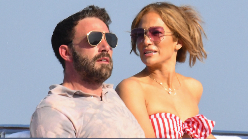 Bennifer 2.0: How Jennifer Lopez and Ben Affleck got us talking again - BBC  News