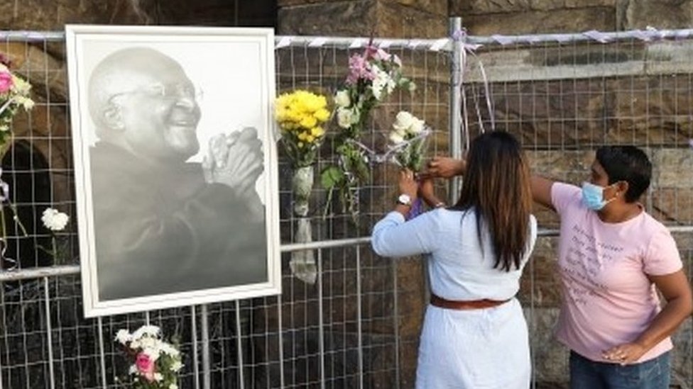 Desmond Tutu: South Africa mourns anti-apartheid hero