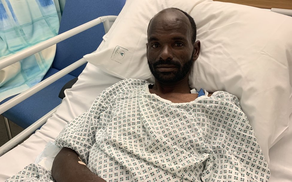 Мохаммед Адам Ога проходит лечение от обезвоживания в мальтийской больнице Mater Dei