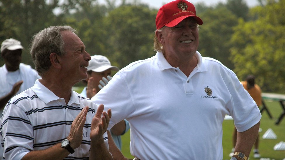 Майкл Блумберг и Дональд Трамп на турнире по гольфу 2007 года в Нью-Йорке