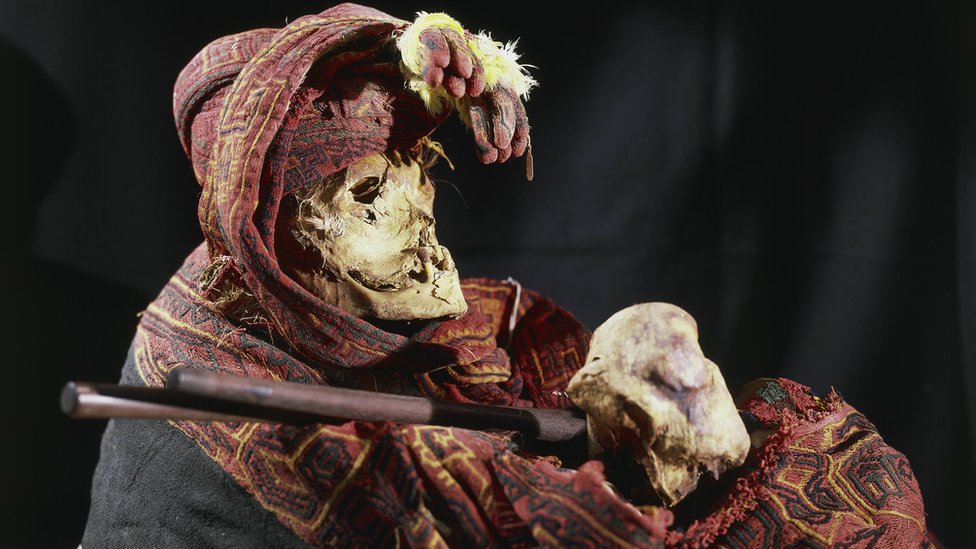 Momia de la cultura paracas