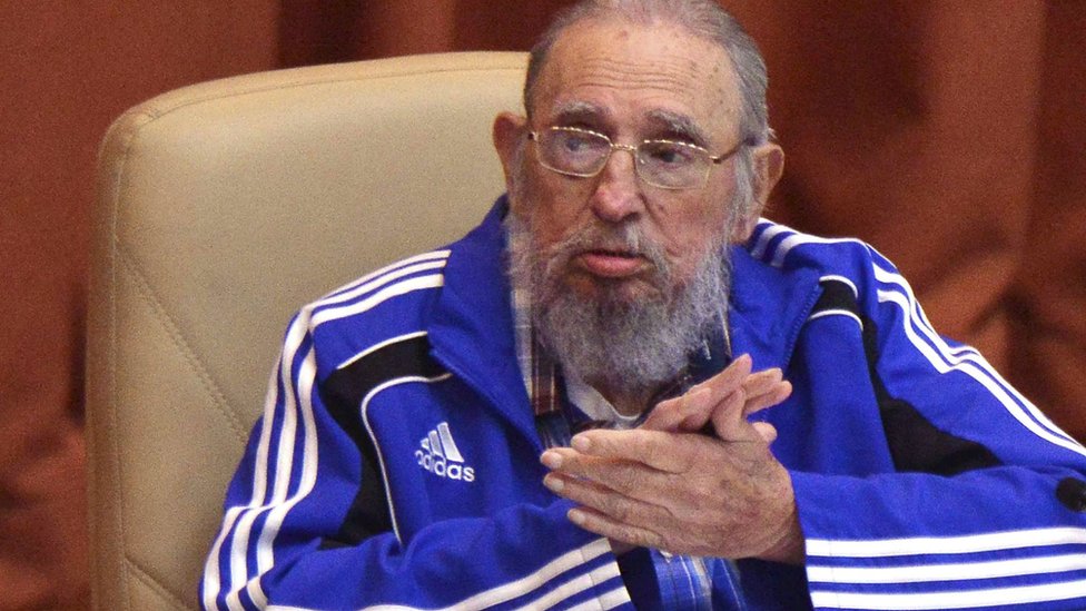 Fidel Castro, Cuba's leader of revolution, dies at 90 - BBC News