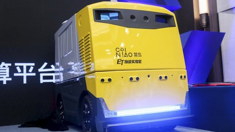 Alibaba reveals new driverless delivery bot