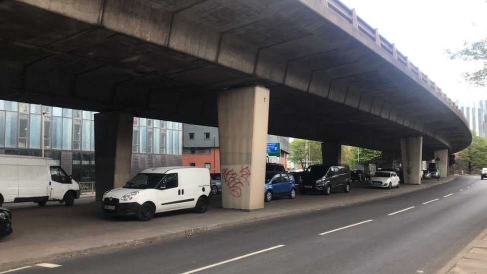 Manchester drivers flock to free city parking spaces BBC News