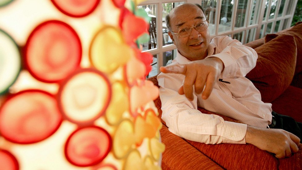 Ahora, el mensaje es para las generaciones más jóvenes, dice Mechai. Michai Viravaidya, el "Rey de los condones" de Tailandia