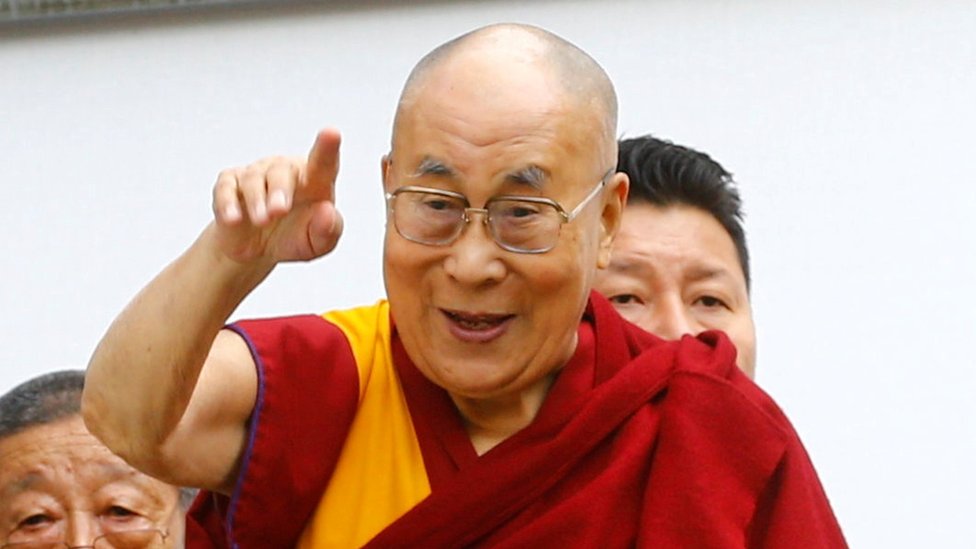 Dalaй-lama яvlяetsя liderom tibetskih buddistov