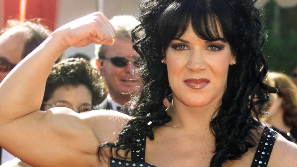 976px x 549px - Former WWE wrestler Chyna died from 'accidental overdose' - BBC News
