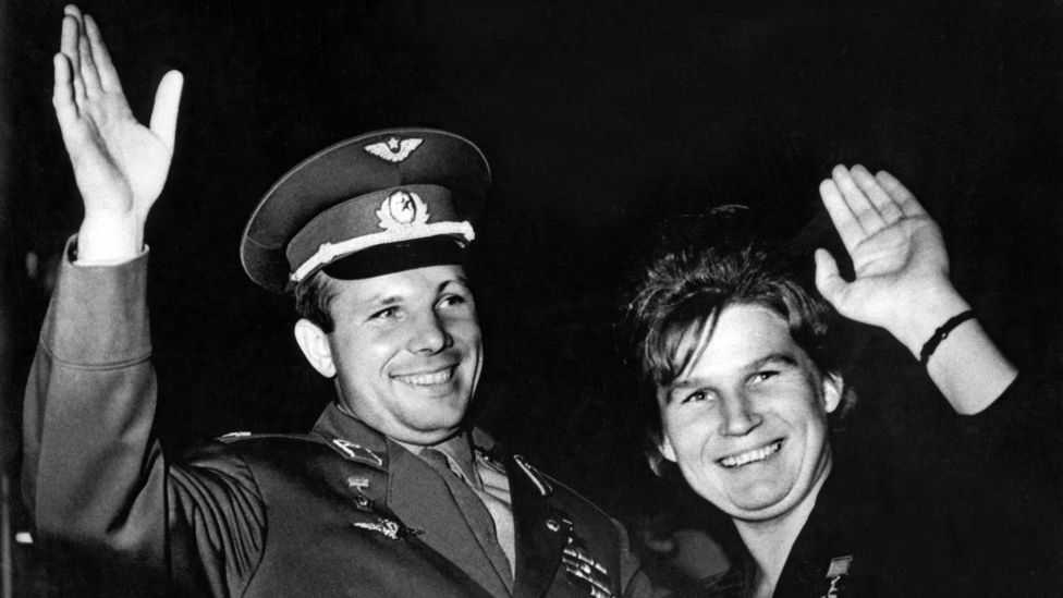 Uzaya çıkan ilk erkek Yuri Gagarin ve ilk kadın Valentina Tereshkova