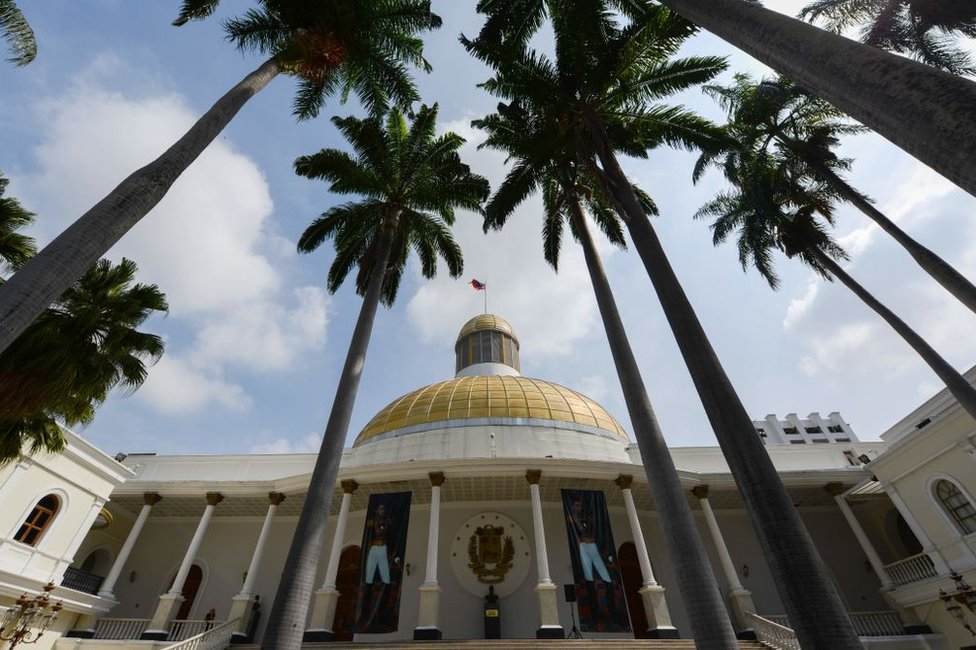 A los magistrados del Tribunal Supremo de Justicia los elige la Asamblea Nacional. Asamblea Nacional de Venezuela