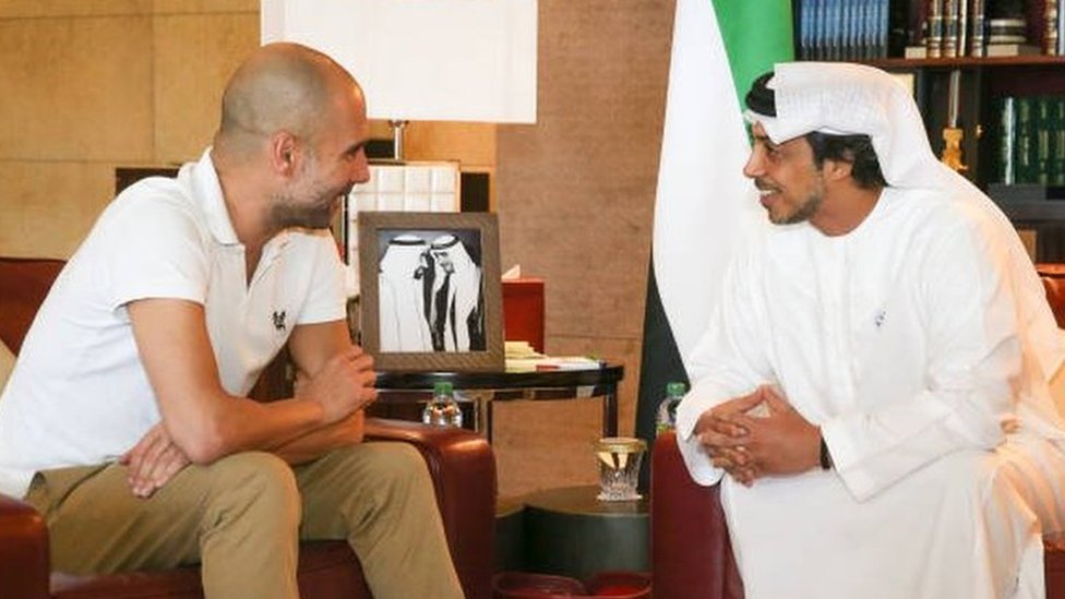 الشيخ منصور بن زايد مع بيب غوارديولا مدرب مانشستر سيتي