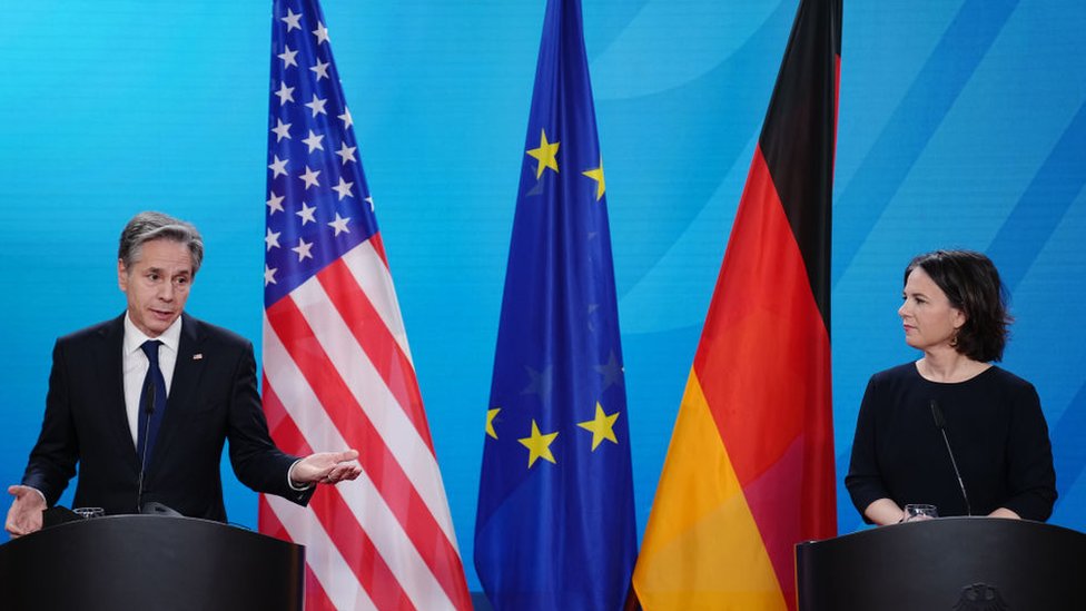 La ministra de Relaciones Exteriores de Alemania, Annalena Baerbock, y el secretario de Estado de Estados Unidos, Antony Blinken.