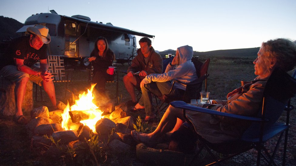 Lo sublime puede incrementar nuestro sentido de comunidad. Camping