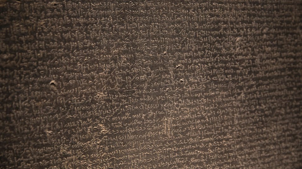 Escritura de la piedra de Rosetta.