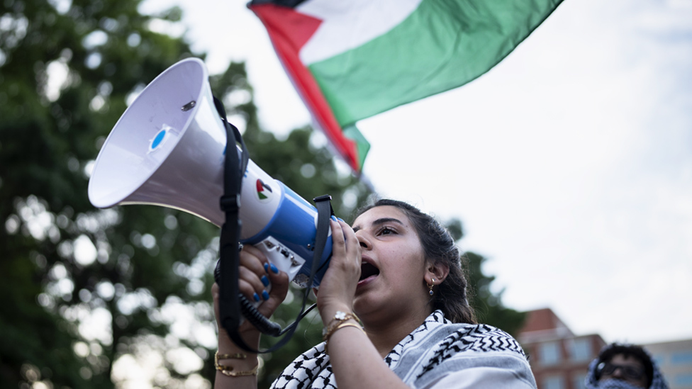 George Washington University: DC police shut down pro-Palestine campus protest