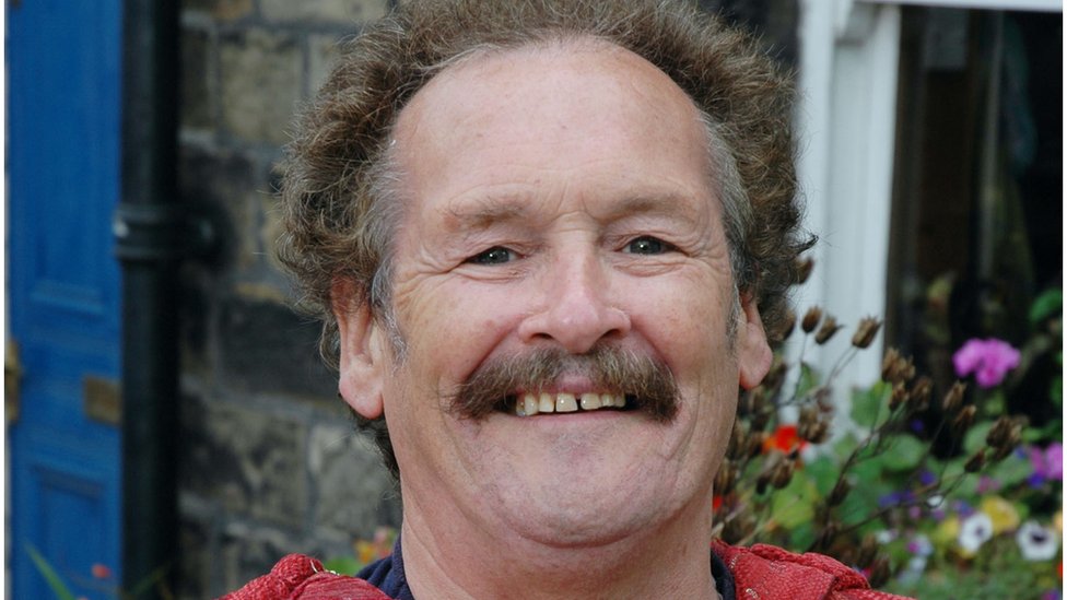 Bobby Ball