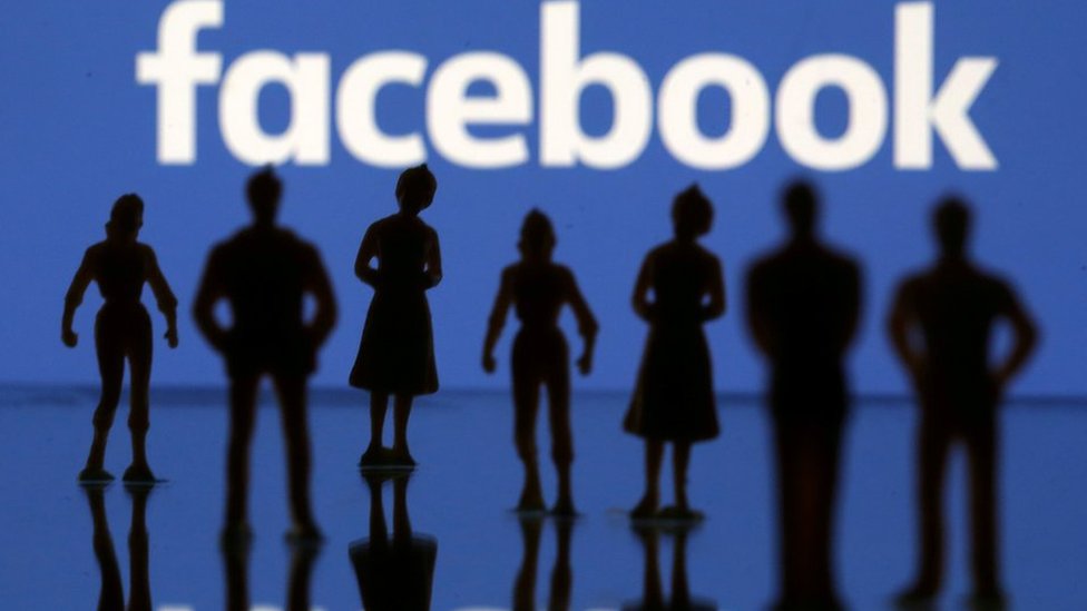 Facebook обновил правила политической рекламы