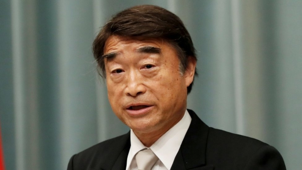 Ministro japonés Takumi Nemoto